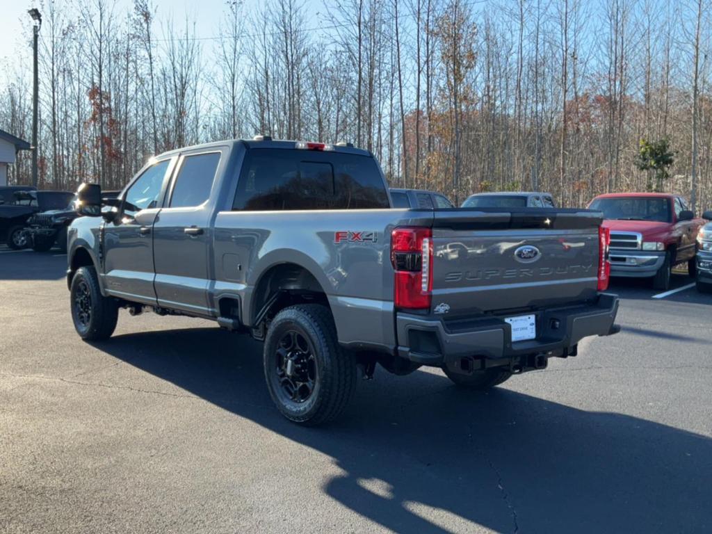 new 2024 Ford F-250 car, priced at $65,165