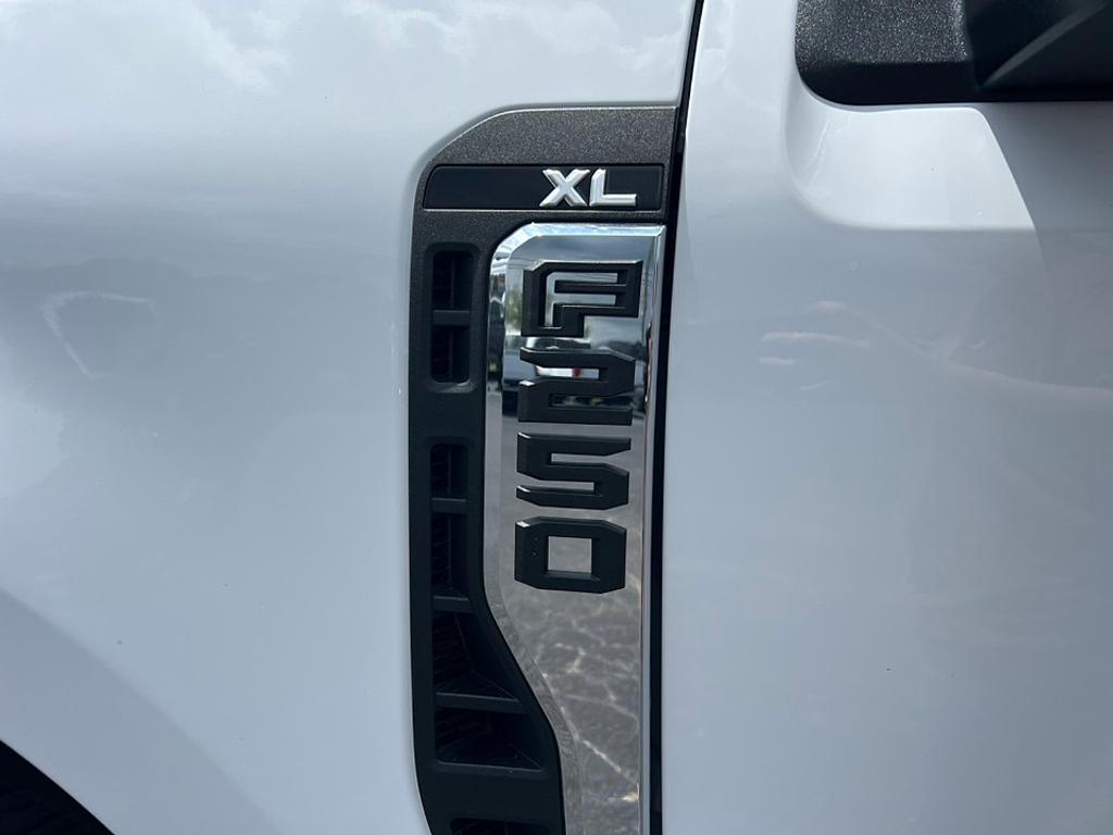 new 2025 Ford F-250 car, priced at $51,880