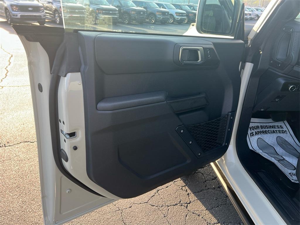 new 2025 Ford Bronco car, priced at $53,613