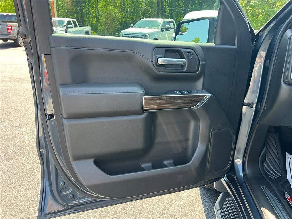used 2021 Chevrolet Silverado 1500 car, priced at $39,978