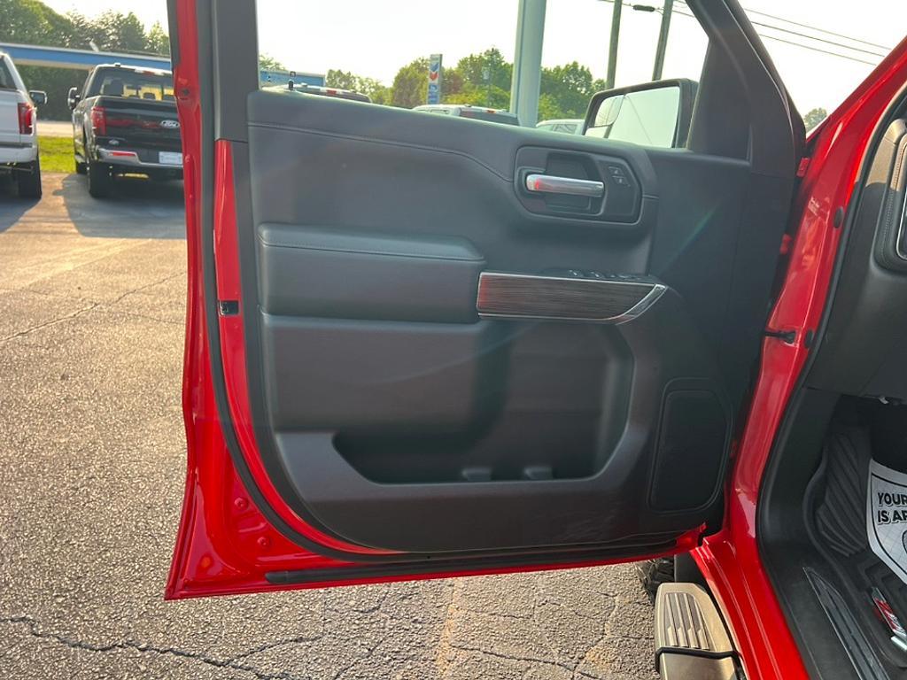 used 2021 Chevrolet Silverado 1500 car, priced at $40,897