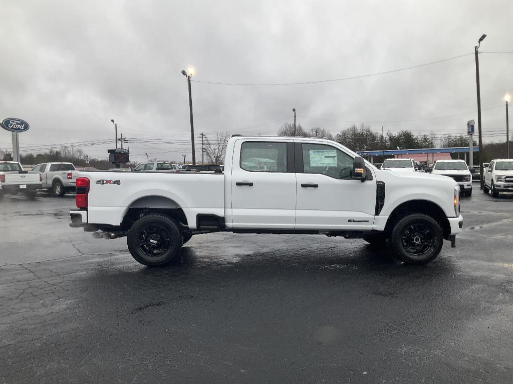 new 2025 Ford F-250 car, priced at $68,305