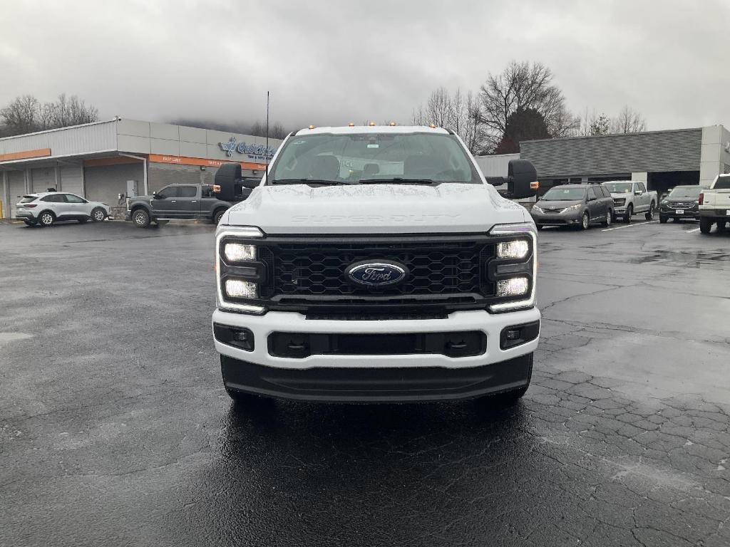 new 2025 Ford F-250 car, priced at $68,305