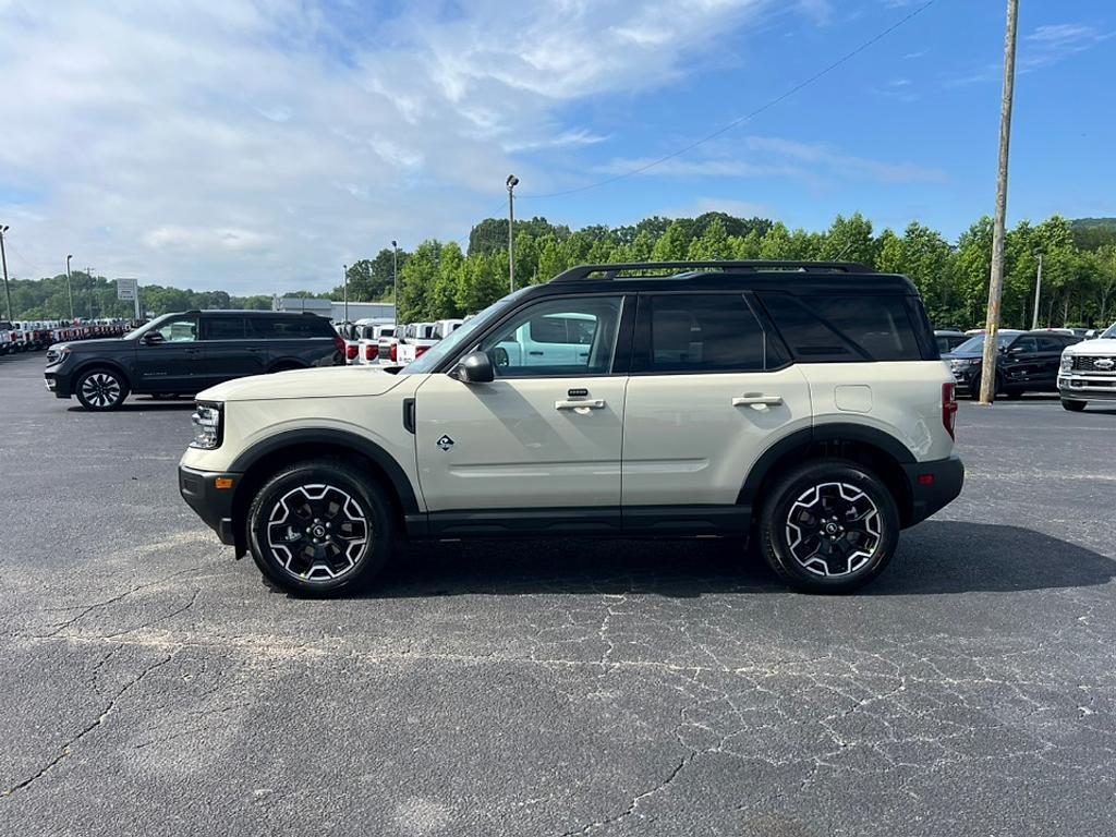 new 2025 Ford Bronco Sport car, priced at $33,211