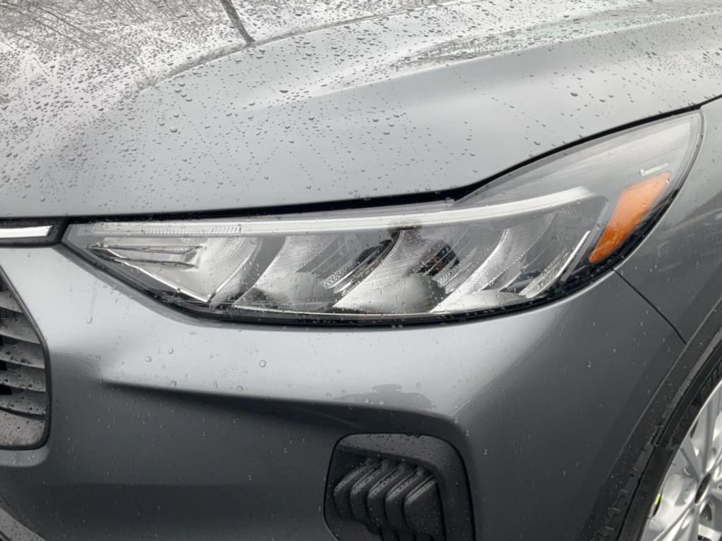 new 2025 Ford Escape car, priced at $31,135