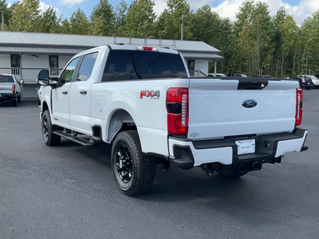 new 2024 Ford F-250 car, priced at $65,610