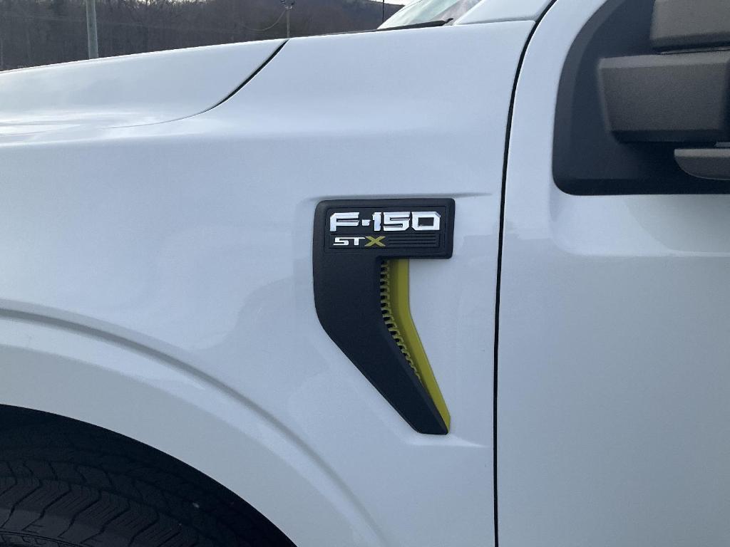 new 2025 Ford F-150 car, priced at $49,360