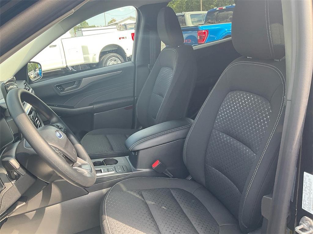 new 2025 Ford Escape car, priced at $23,010