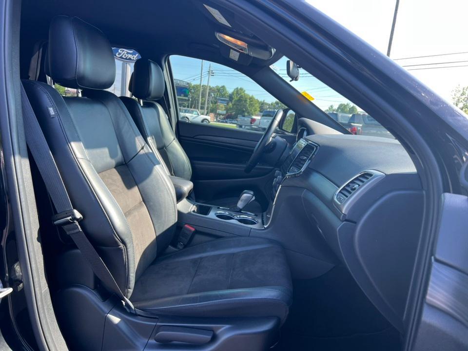 used 2021 Jeep Grand Cherokee car, priced at $21,599