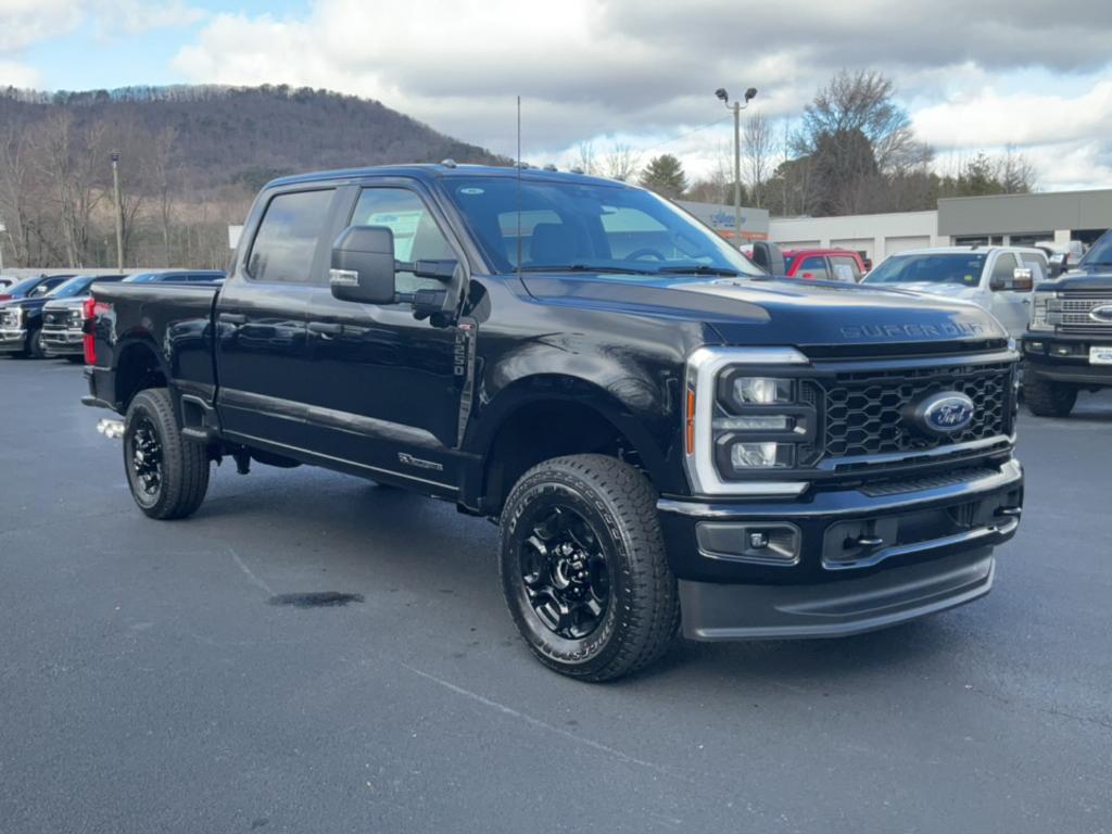 new 2024 Ford F-250 car, priced at $65,165