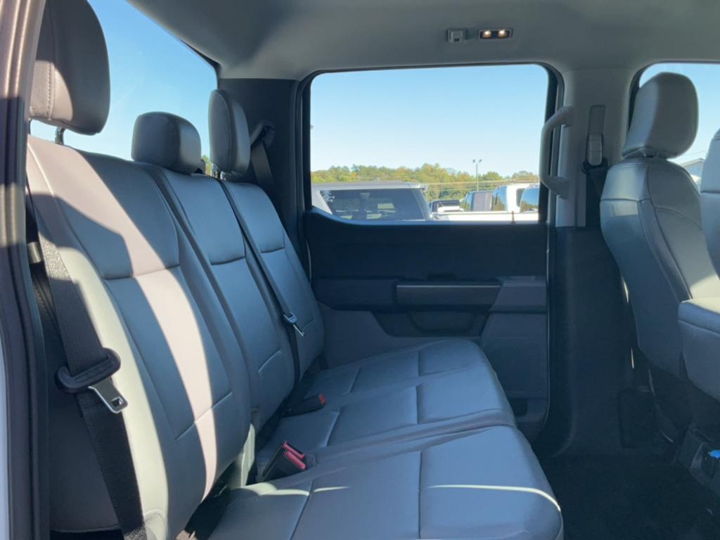 new 2024 Ford F-150 car, priced at $42,990