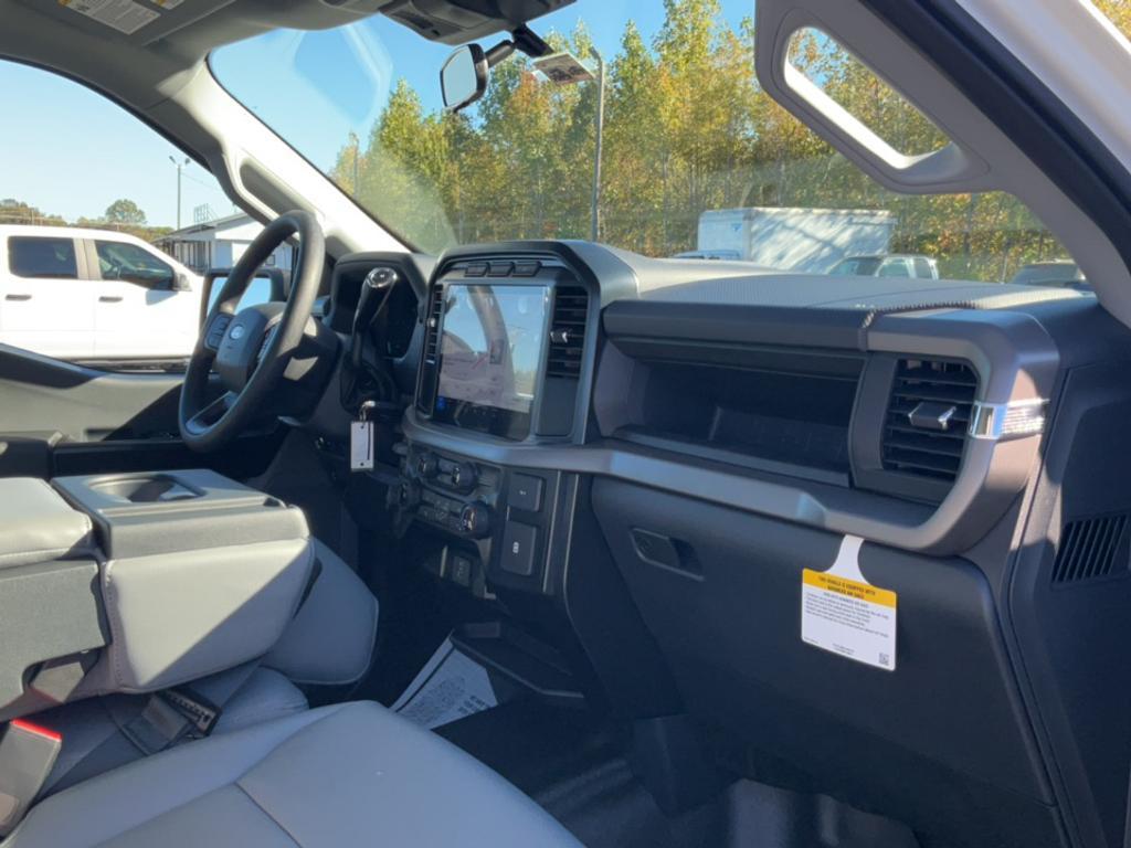 new 2024 Ford F-150 car, priced at $42,990