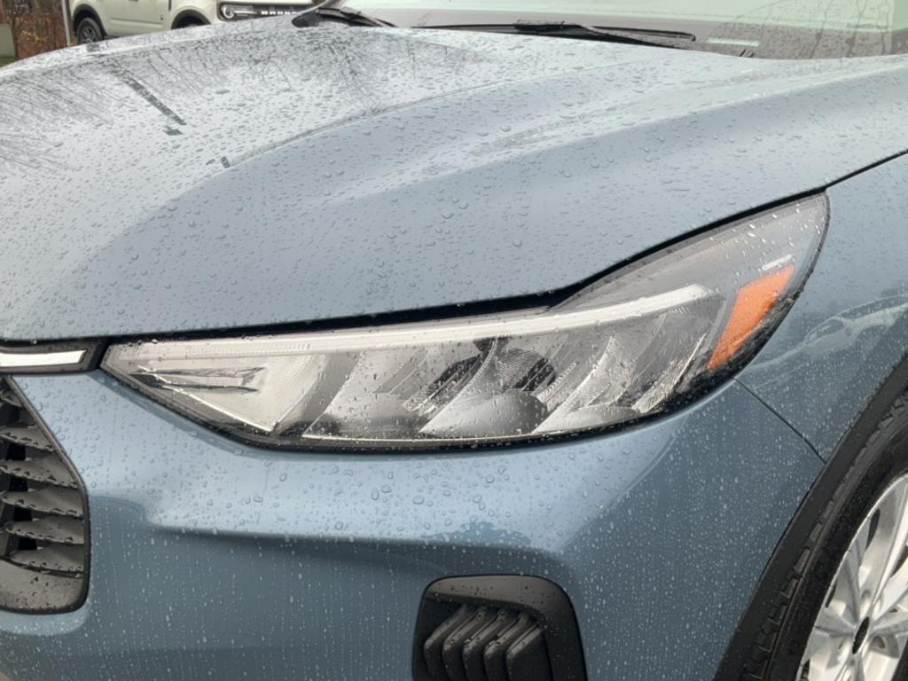 new 2025 Ford Escape car, priced at $31,320