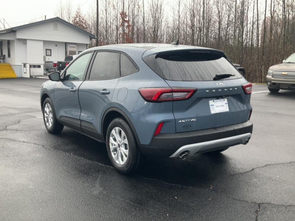 new 2025 Ford Escape car, priced at $31,320