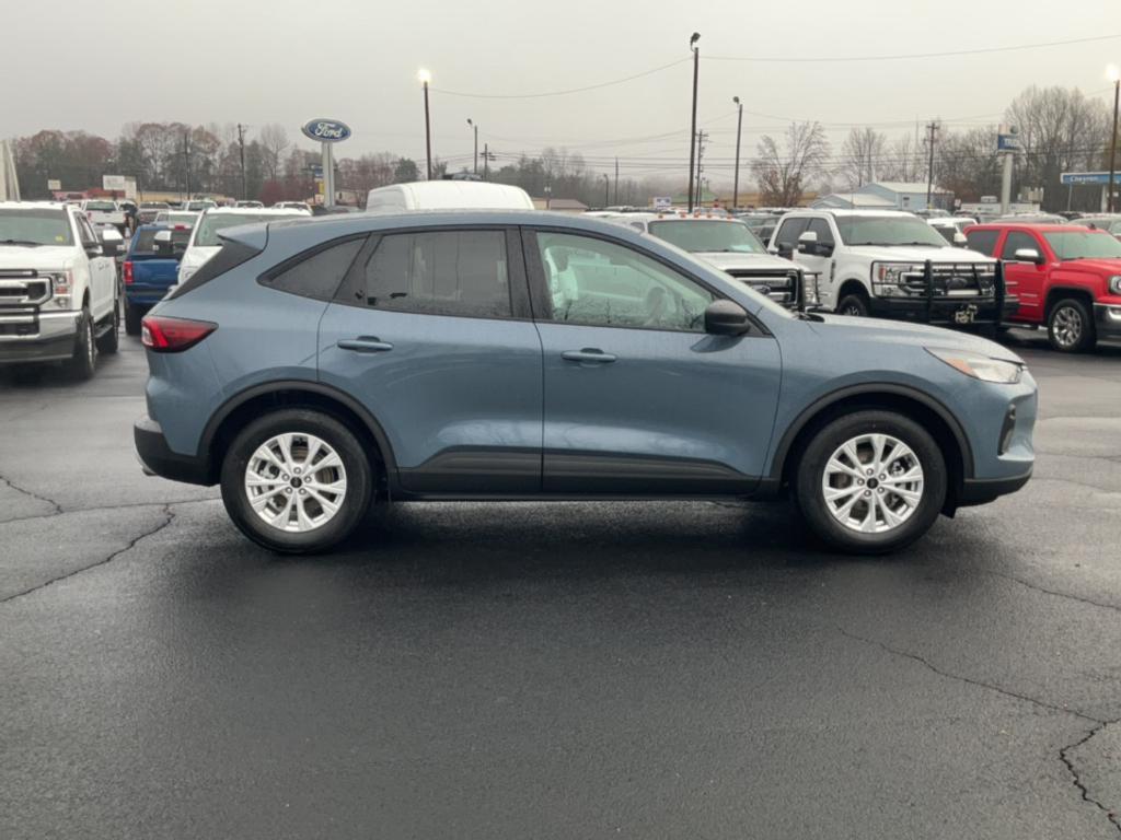 new 2025 Ford Escape car, priced at $31,320