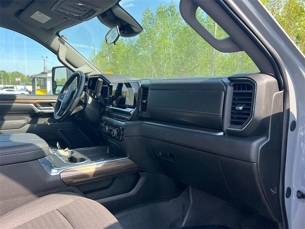 used 2024 Chevrolet Silverado 3500 car, priced at $61,233