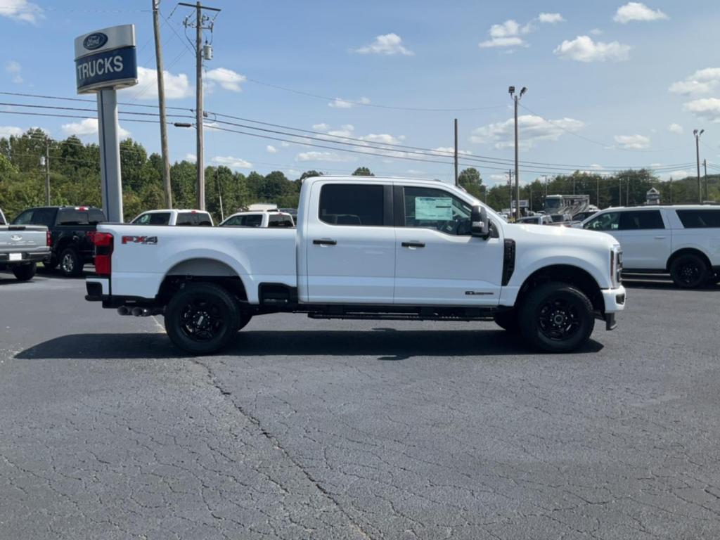 new 2024 Ford F-250 car, priced at $65,610