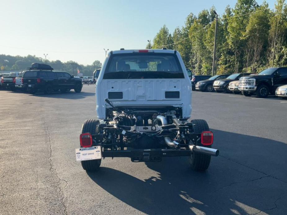 new 2024 Ford F-250 car, priced at $49,070