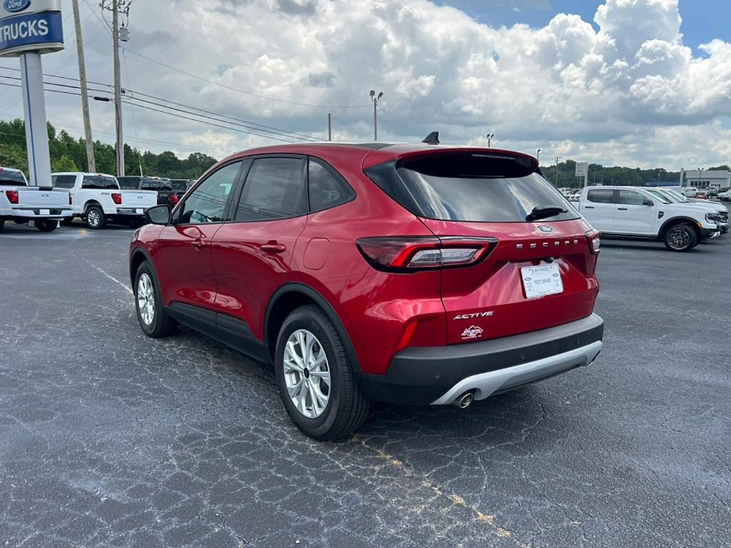 new 2025 Ford Escape car, priced at $23,820