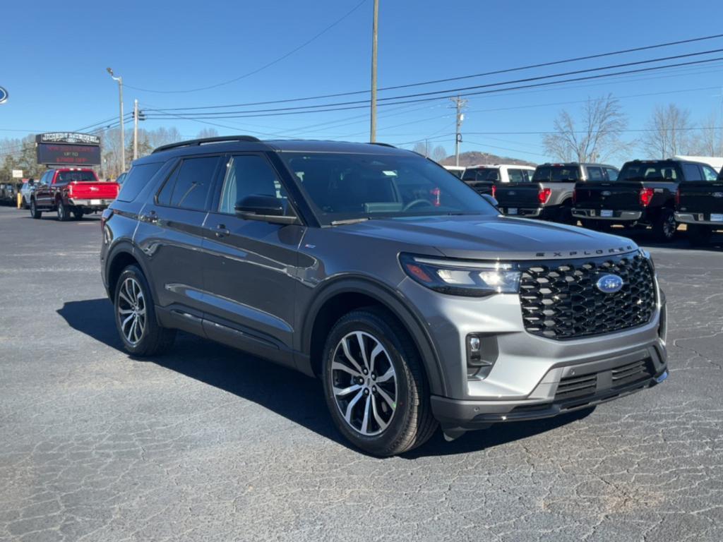 new 2025 Ford Explorer car, priced at $43,770