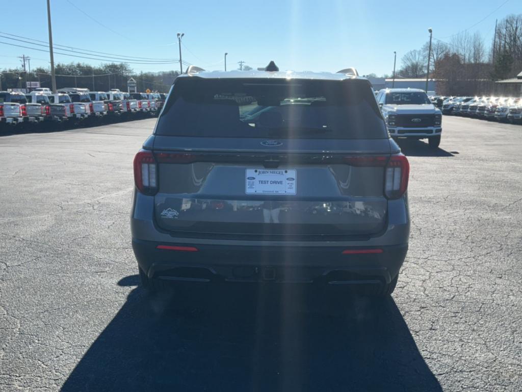 new 2025 Ford Explorer car, priced at $43,770