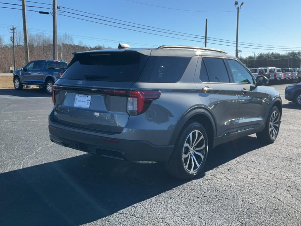 new 2025 Ford Explorer car, priced at $43,770