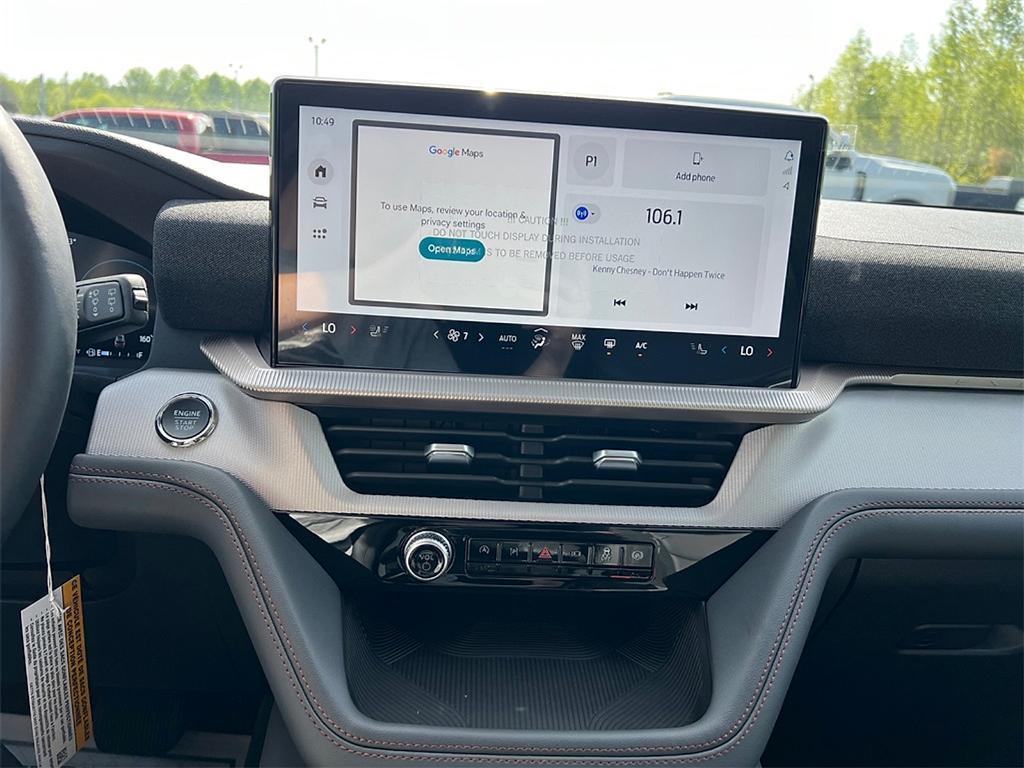 new 2025 Ford Explorer car, priced at $45,081