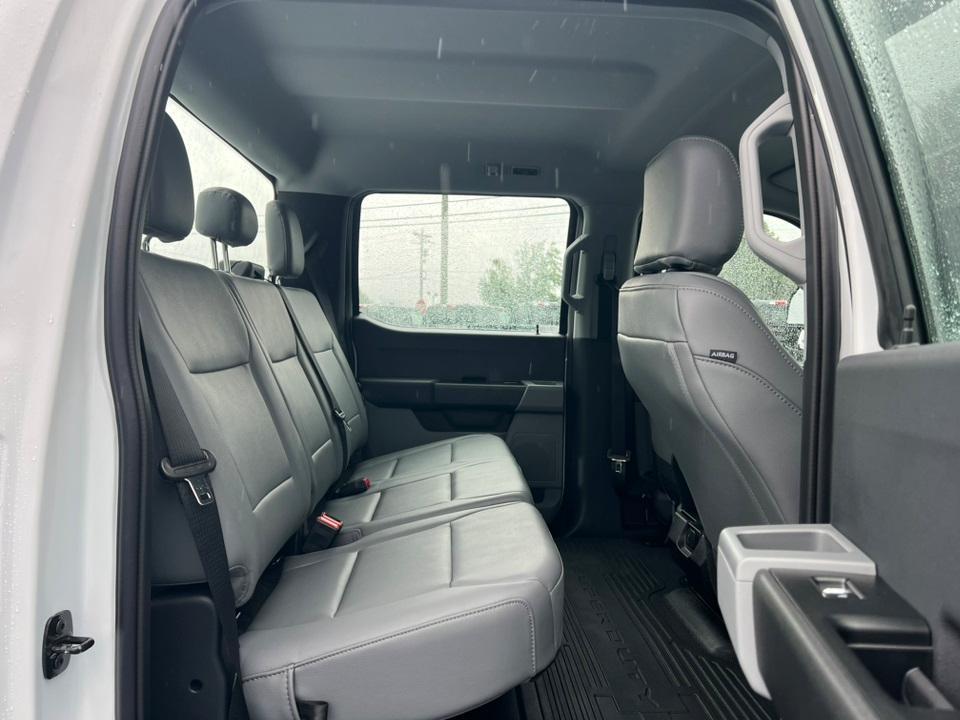new 2025 Ford F-250 car, priced at $61,625