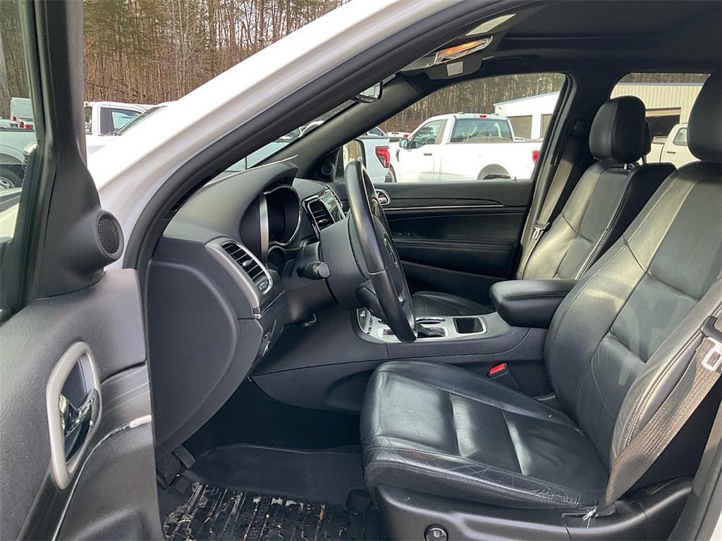 used 2019 Jeep Grand Cherokee car, priced at $18,658