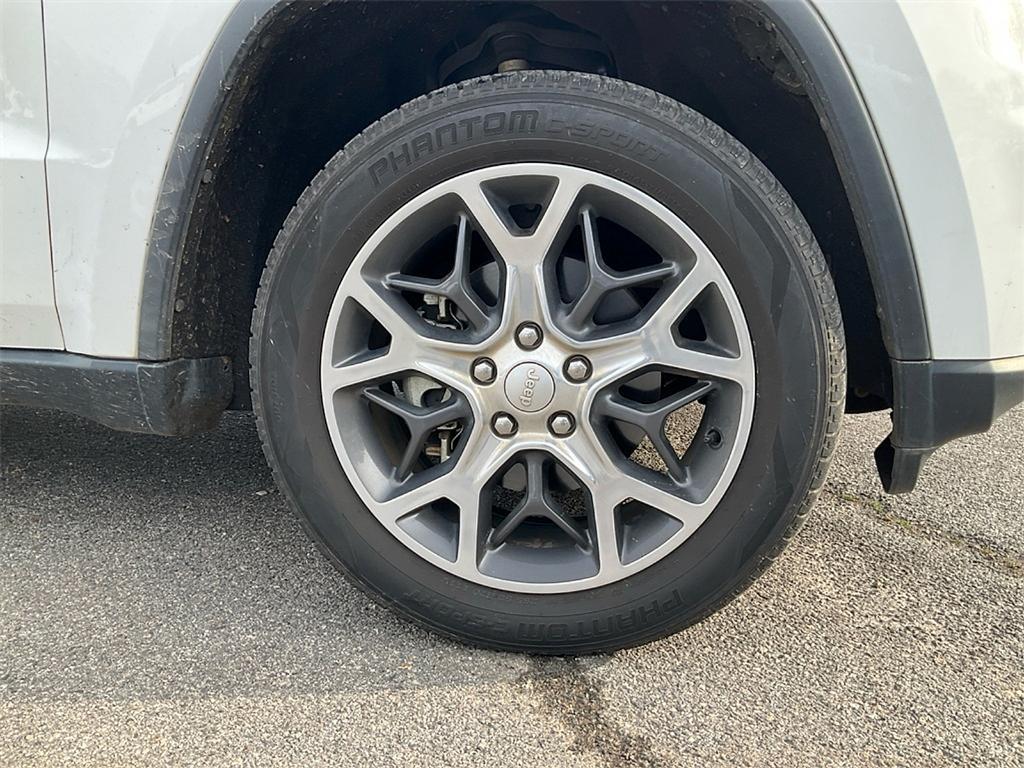 used 2019 Jeep Grand Cherokee car, priced at $18,658
