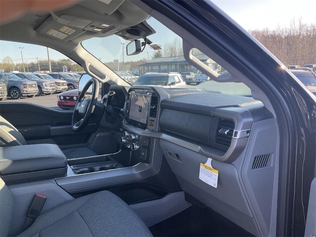 new 2025 Ford F-150 car, priced at $58,325