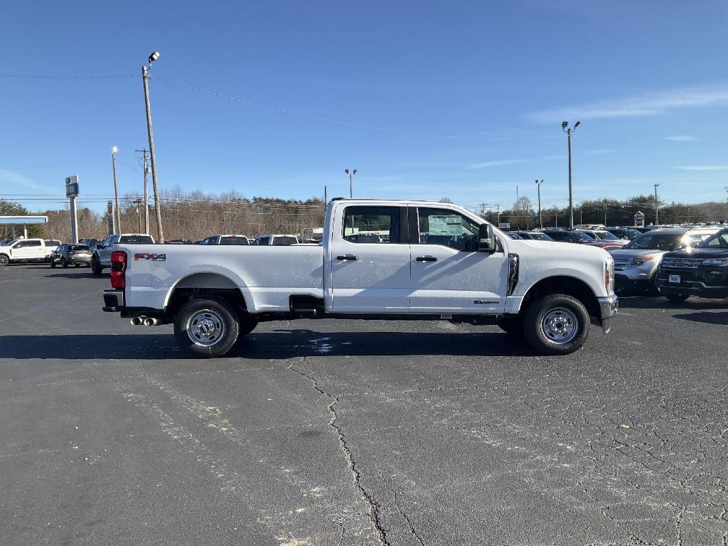 new 2025 Ford F-250 car, priced at $69,465