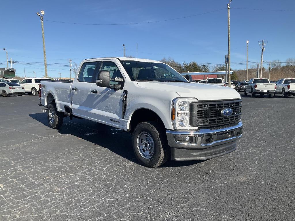 new 2025 Ford F-250 car, priced at $69,465