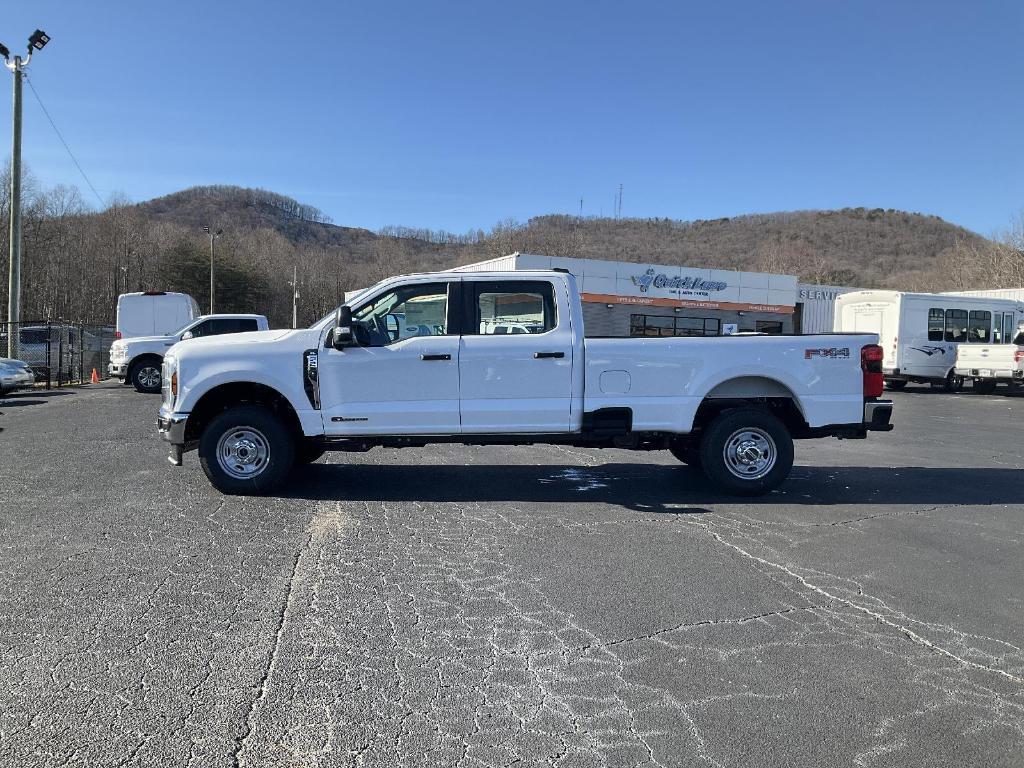 new 2025 Ford F-250 car, priced at $69,465