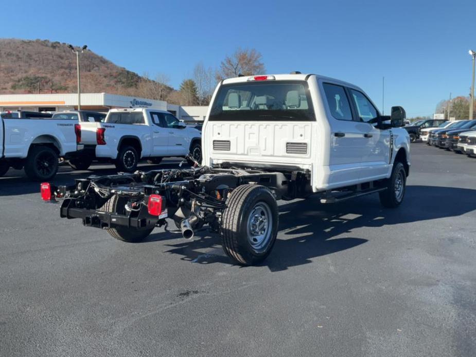 new 2024 Ford F-250 car, priced at $46,820