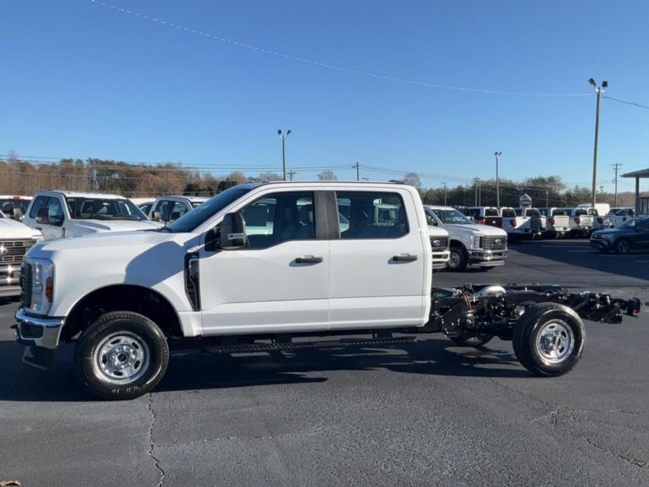 new 2024 Ford F-250 car, priced at $46,820