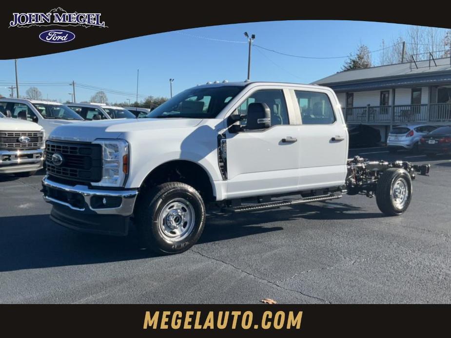 new 2024 Ford F-250 car, priced at $46,820