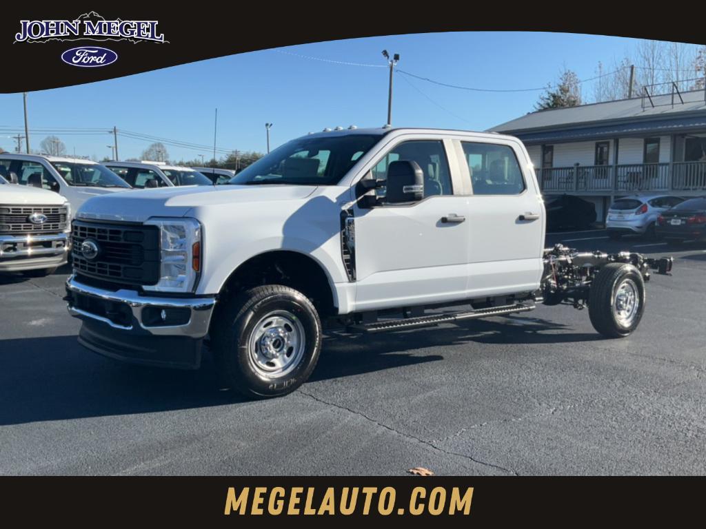 new 2024 Ford F-250 car, priced at $47,820