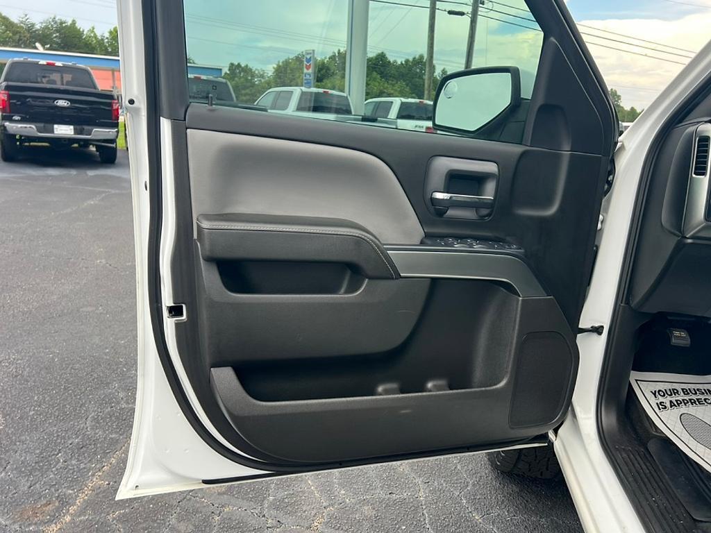 used 2018 Chevrolet Silverado 1500 car, priced at $25,998