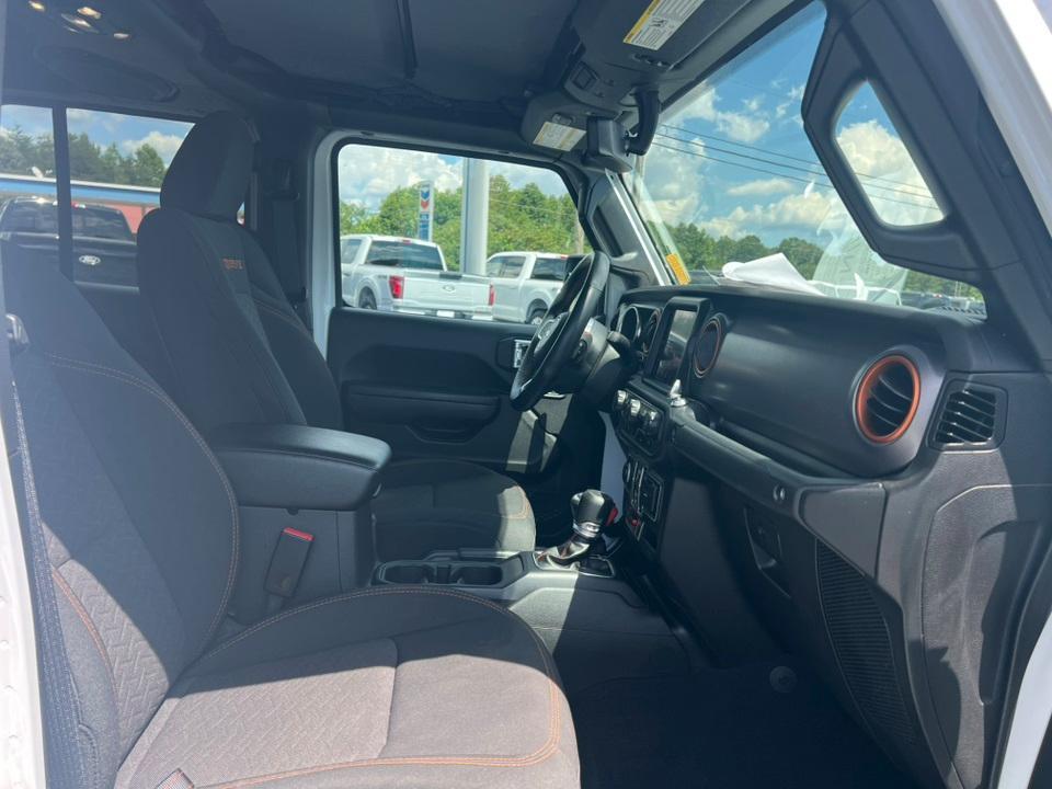 used 2023 Jeep Gladiator car, priced at $41,322