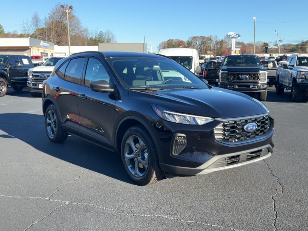 new 2025 Ford Escape car, priced at $31,475