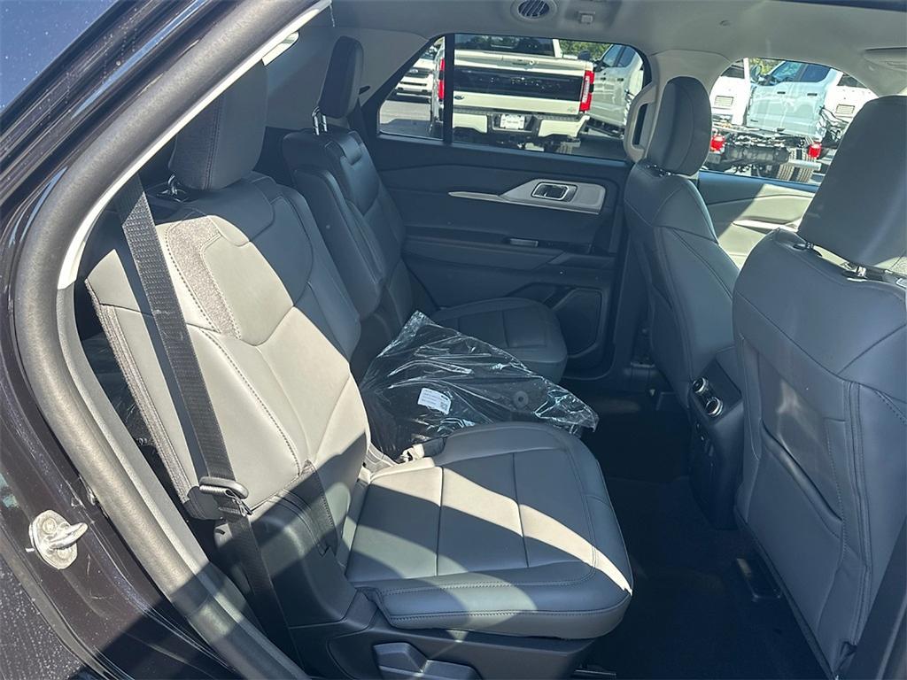 new 2025 Ford Explorer car, priced at $36,365