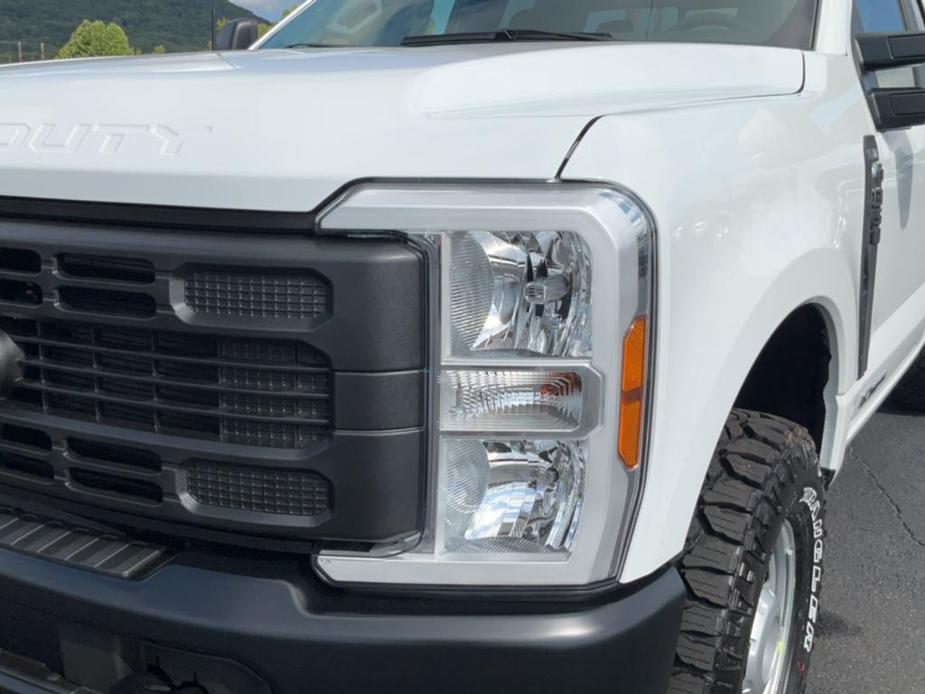 new 2024 Ford F-250 car, priced at $59,420