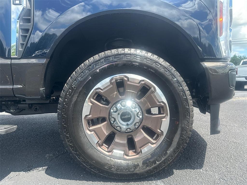 new 2025 Ford F-250 car, priced at $92,870