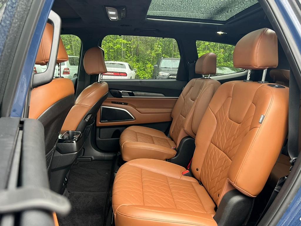 used 2023 Kia Telluride car, priced at $42,859