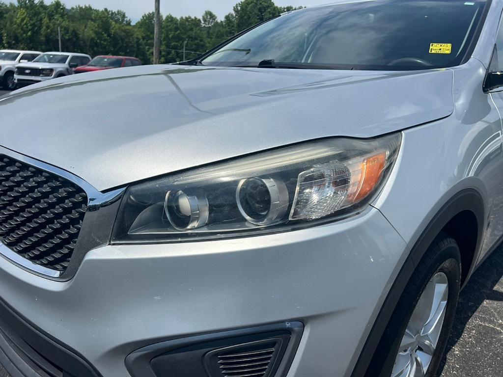 used 2016 Kia Sorento car, priced at $7,877