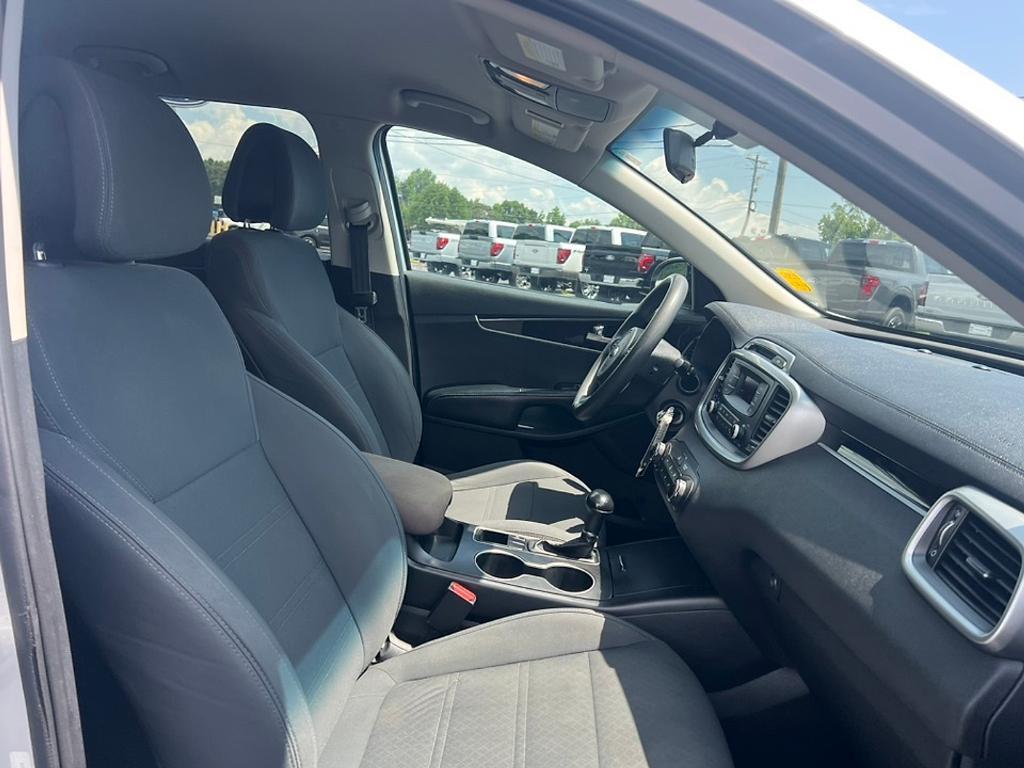 used 2016 Kia Sorento car, priced at $7,877