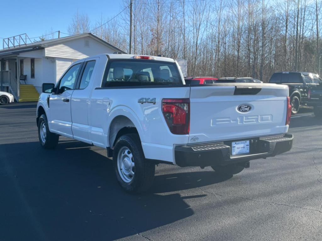 new 2024 Ford F-150 car, priced at $42,590