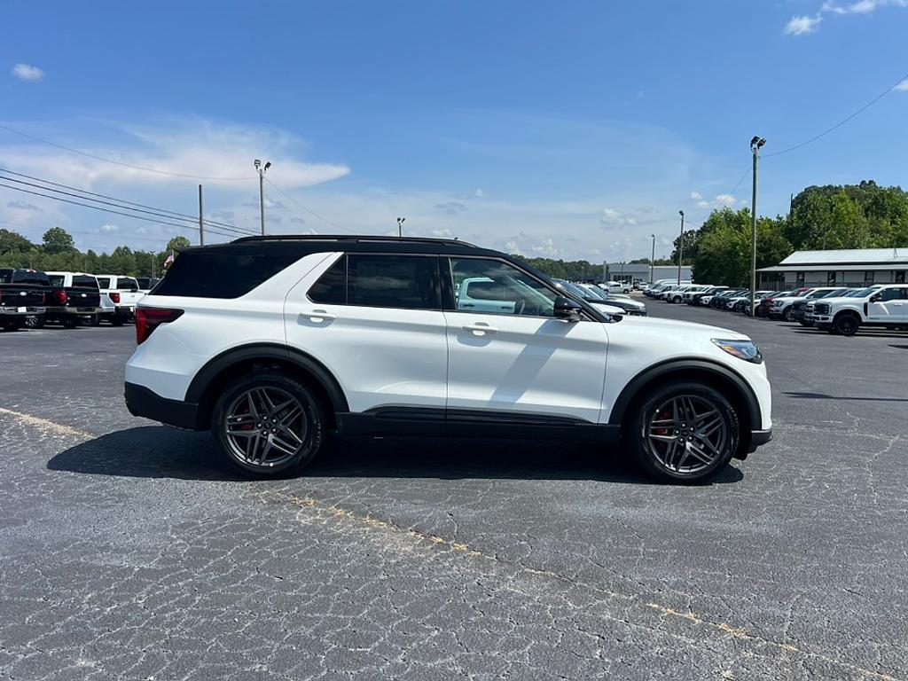 new 2025 Ford Explorer car, priced at $54,680