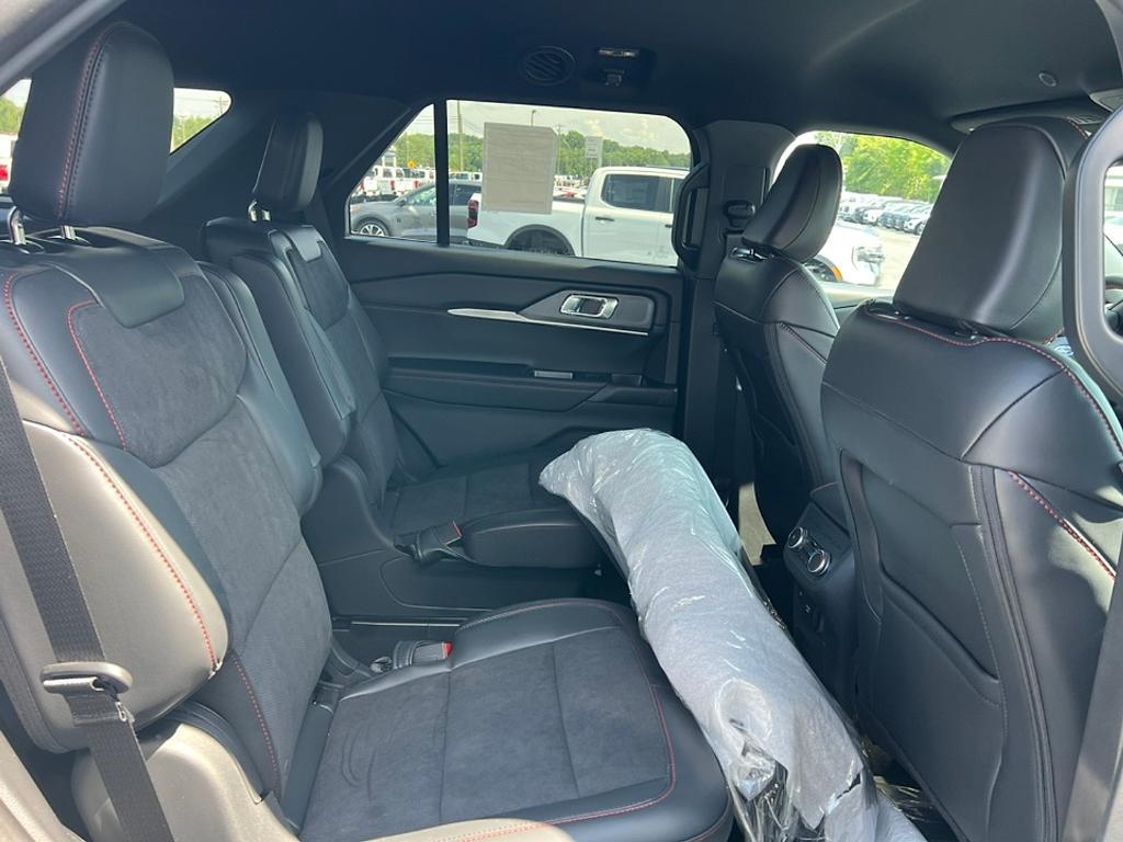 new 2025 Ford Explorer car, priced at $54,680